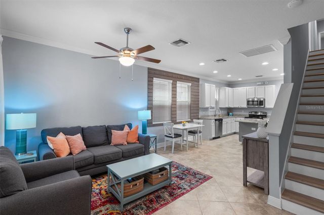 423 AURORA WAY, Oldsmar, FL 34677