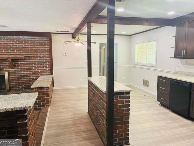 163 Old Norton Road, Fayetteville, GA 30215