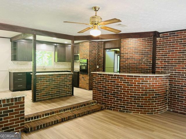 163 Old Norton Road, Fayetteville, GA 30215