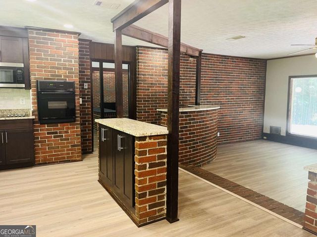 163 Old Norton Road, Fayetteville, GA 30215