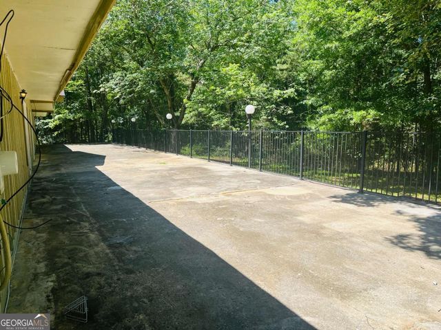 163 Old Norton Road, Fayetteville, GA 30215