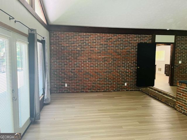 163 Old Norton Road, Fayetteville, GA 30215