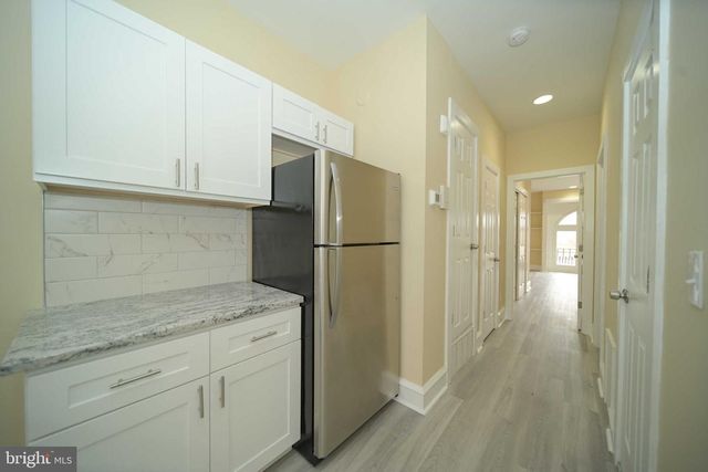 1816 W GIRARD AVE, Philadelphia, PA 19130