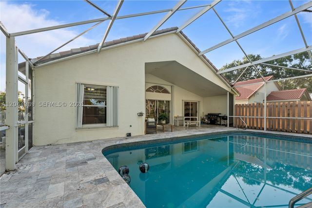 1971 Oak Berry Cir, Wellington, FL 33414