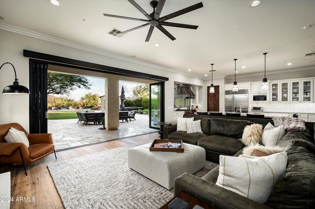 19621 N 96th Place, Scottsdale, AZ 85255