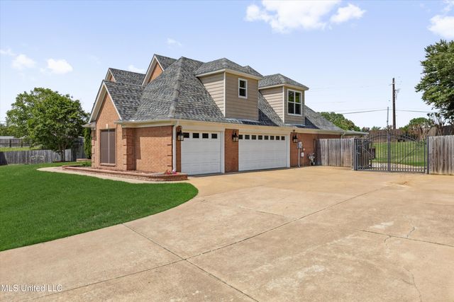 2196 Little Elk Cove, Southaven, MS 38672