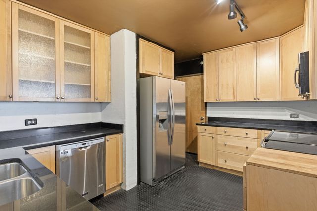 3415 West End Ave Apt 1012, Nashville, TN 37203