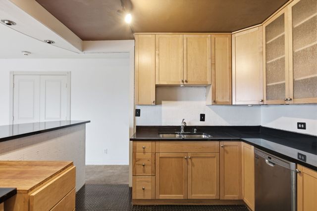 3415 West End Ave Apt 1012, Nashville, TN 37203