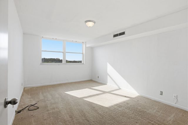 3415 West End Ave Apt 1012, Nashville, TN 37203
