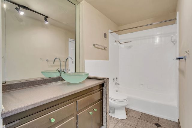 3415 West End Ave Apt 1012, Nashville, TN 37203
