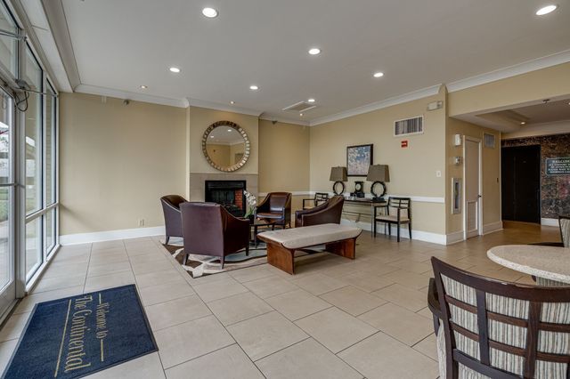 3415 West End Ave Apt 1012, Nashville, TN 37203