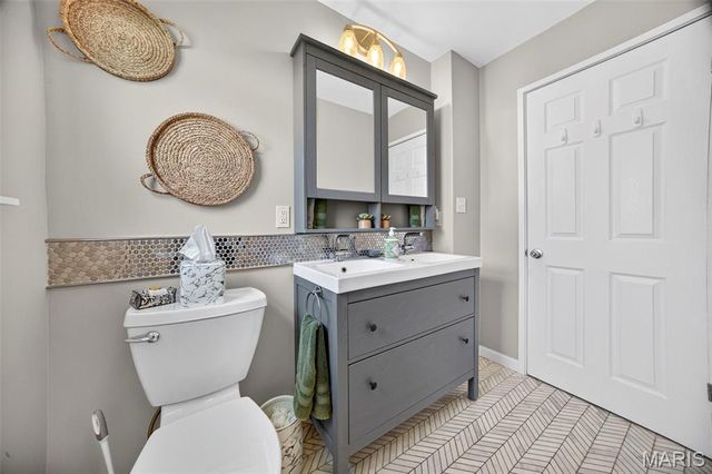 7321 Coronado Avenue, St Louis, MO 63116