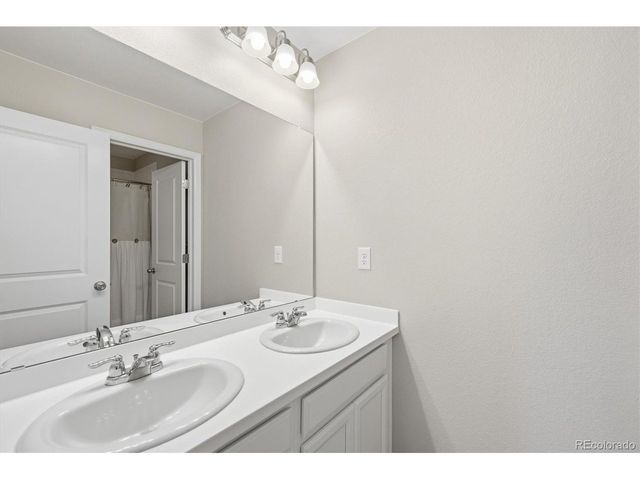 9063 Fraser River St, Littleton, CO 80125