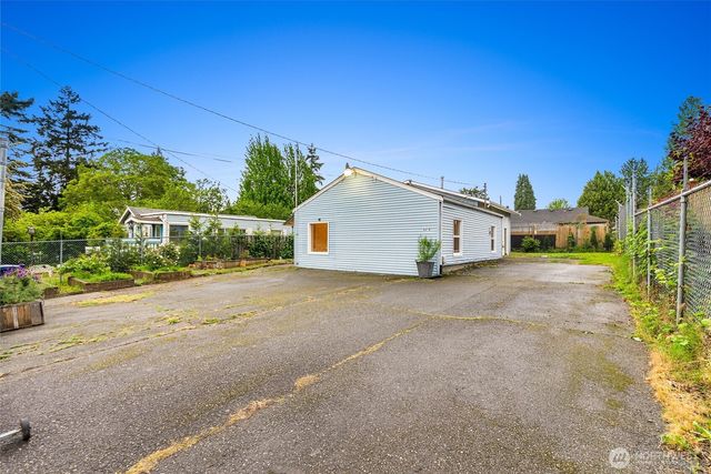8419 S 116th, Seattle, WA 98178