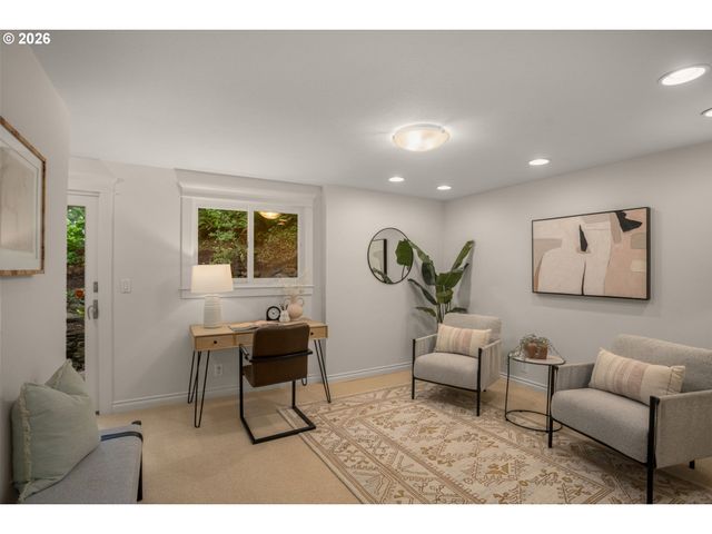2755 Sw FAIRMOUNT Blvd, Portland, OR 97239