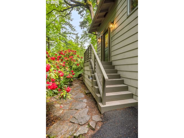 2755 Sw FAIRMOUNT Blvd, Portland, OR 97239
