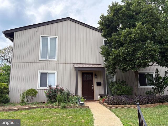 224 WILLOW TER, Sterling, VA 20164