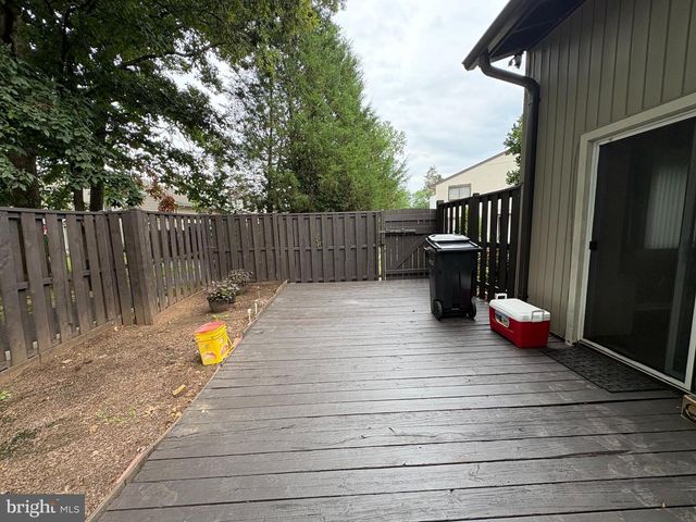 224 WILLOW TER, Sterling, VA 20164
