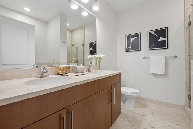 2740 W Armitage Avenue 302S, Chicago, IL 60647