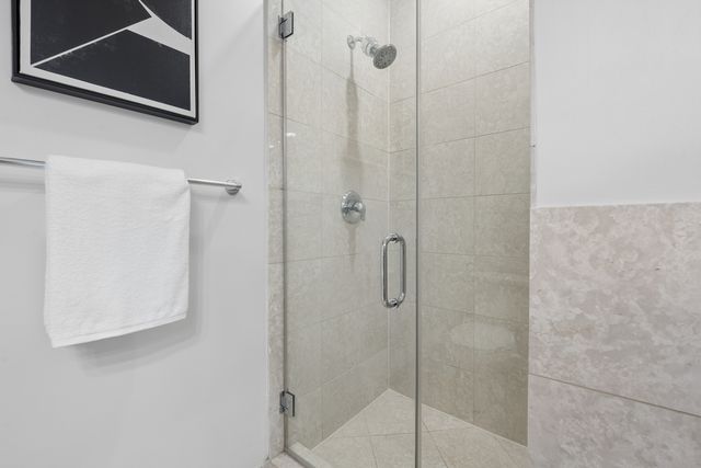 2740 W Armitage Avenue 302S, Chicago, IL 60647