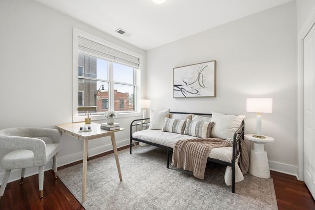 2740 W Armitage Avenue 302S, Chicago, IL 60647