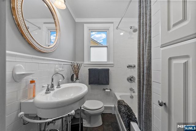 63 Washington Street, Lodi, NJ 07644