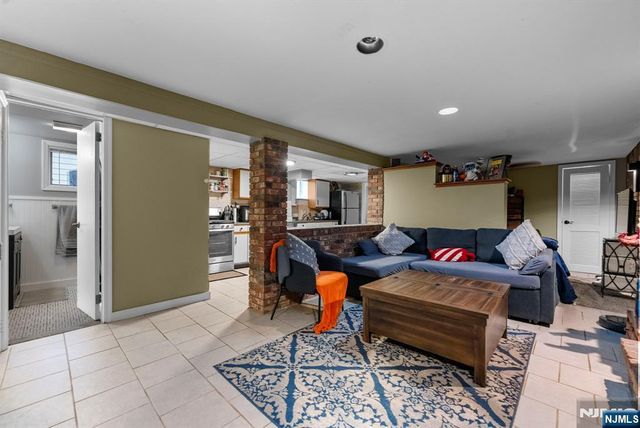 63 Washington Street, Lodi, NJ 07644