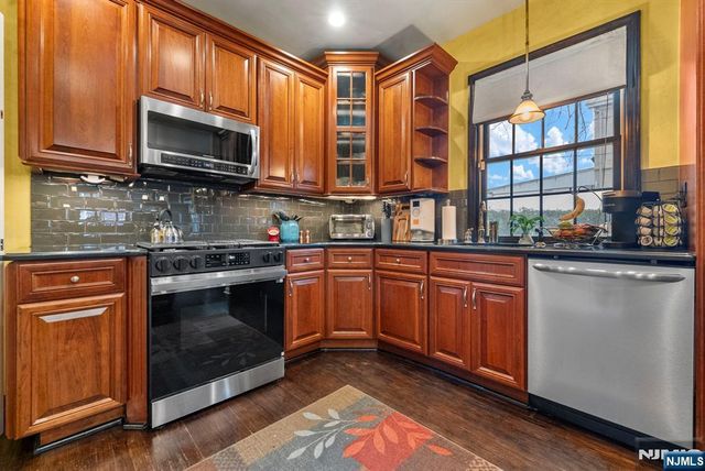 63 Washington Street, Lodi, NJ 07644