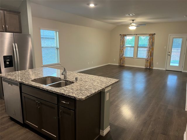 1007 Branding Iron Lane, Princeton, TX 75407