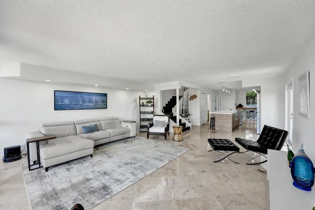 780 Jeffery Street 6, Boca Raton, FL 33487