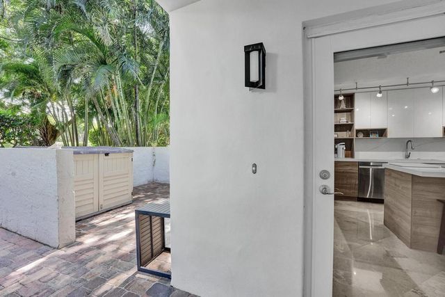 780 Jeffery Street 6, Boca Raton, FL 33487