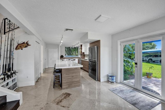 780 Jeffery Street 6, Boca Raton, FL 33487