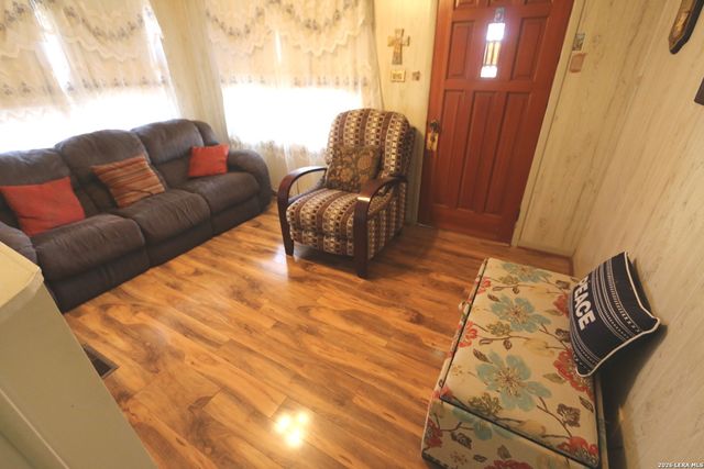 10961 Kosub Ln, San Antonio, TX 78223