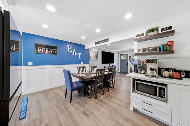 202 Whittier Drive, Mastic Beach, NY 11951