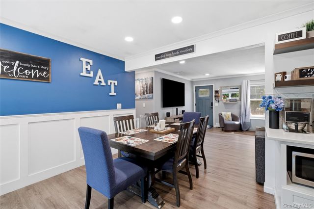 202 Whittier Drive, Mastic Beach, NY 11951