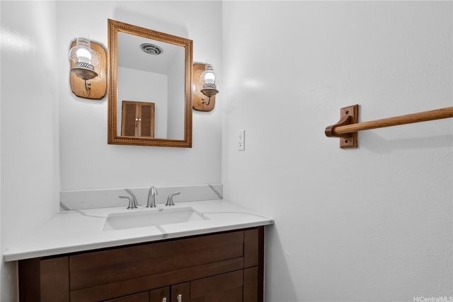 94-184 Anania Drive 348, Mililani, HI 96789