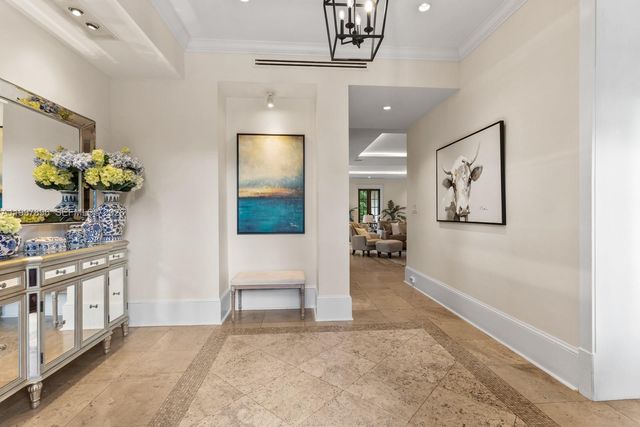 685 Harbor Lane, Key Biscayne, FL 33149