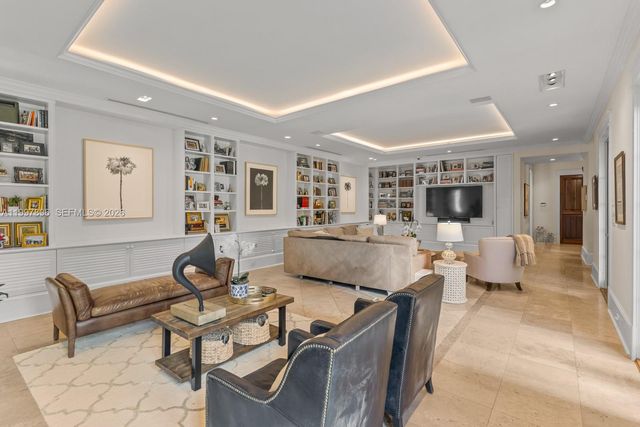 685 Harbor Lane, Key Biscayne, FL 33149