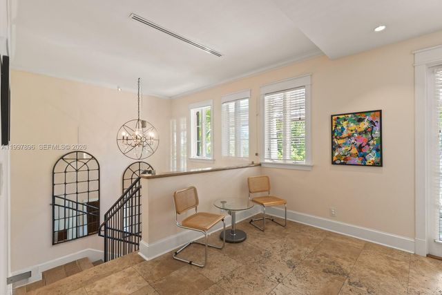 685 Harbor Lane, Key Biscayne, FL 33149