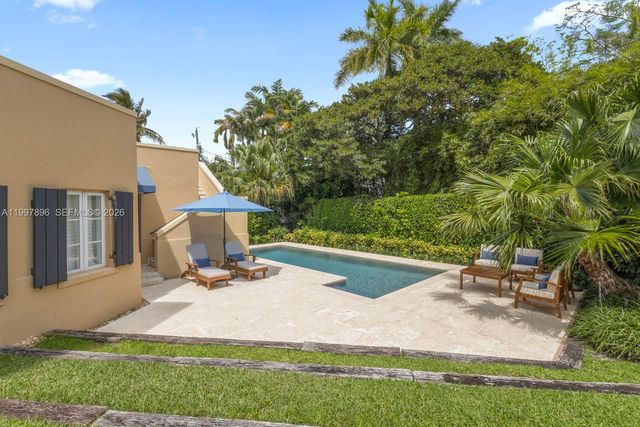 685 Harbor Lane, Key Biscayne, FL 33149