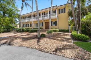 685 Harbor Lane, Key Biscayne, FL 33149