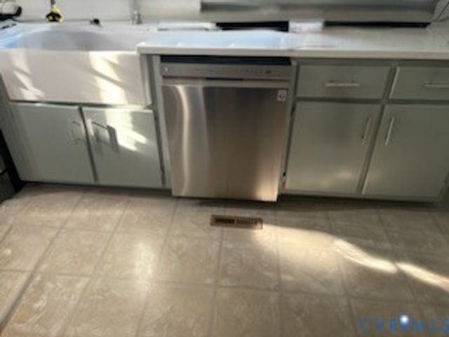 2820 Mauldin St, Henrico, VA 23223