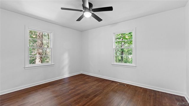 4534 RIVER OAK DR, Northport, AL 35473