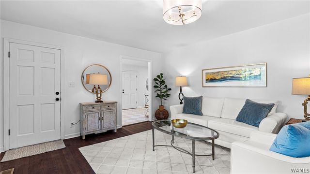 4534 RIVER OAK DR, Northport, AL 35473