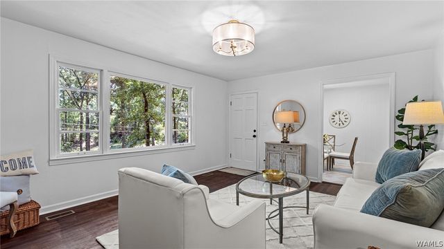 4534 RIVER OAK DR, Northport, AL 35473