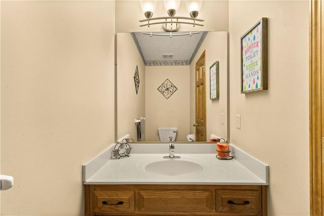 1124 NE Waterfield Village Drive, Blue Springs, MO 64014