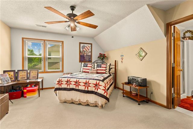 1124 NE Waterfield Village Drive, Blue Springs, MO 64014