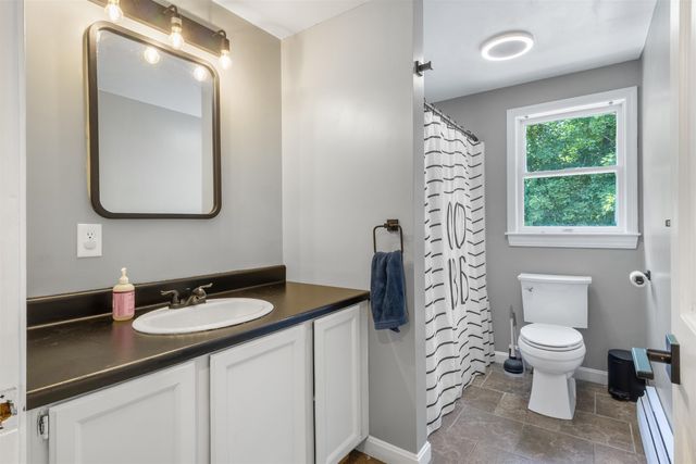 35 Western Avenue, Rochester, NH 03867