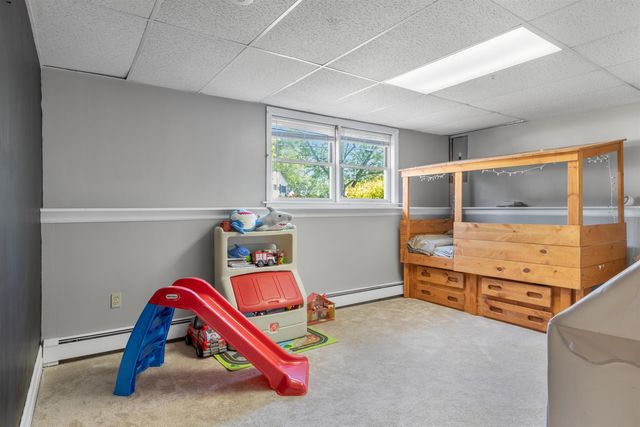 35 Western Avenue, Rochester, NH 03867
