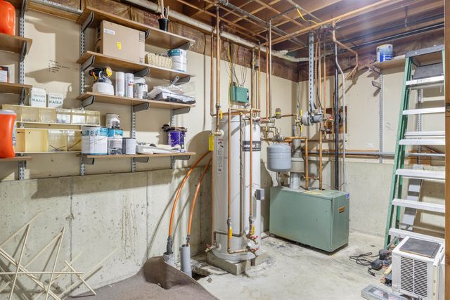 35 Western Avenue, Rochester, NH 03867